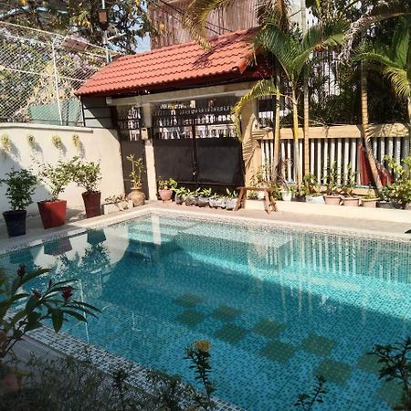 Room 12 - Studio In A Villa 5Mn Walk From The Royal Palace With Swimming Pool Phnom Penh Exterior photo